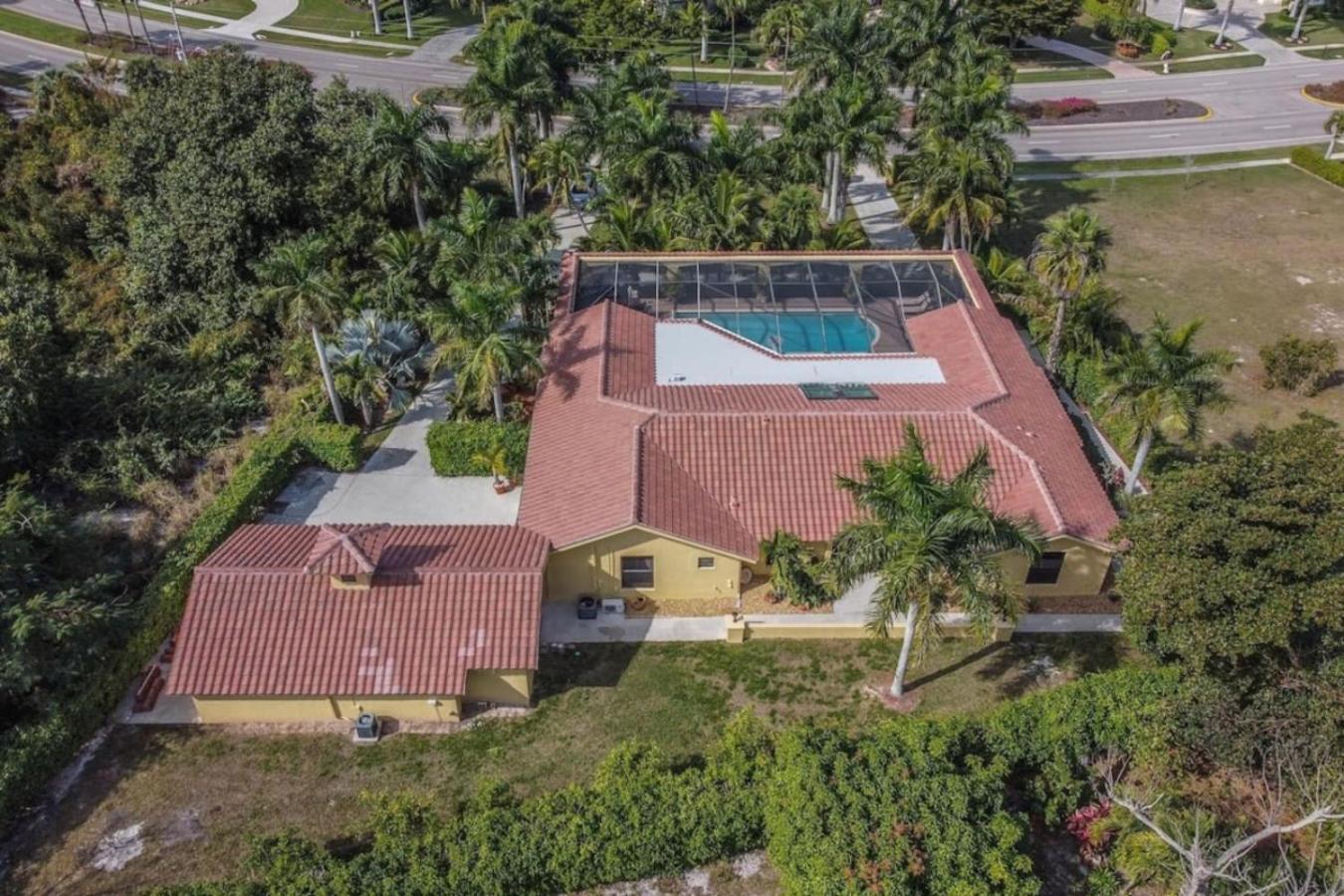 502 Massive 5 Bedroom Estate With Pool Marco Island Exterior photo